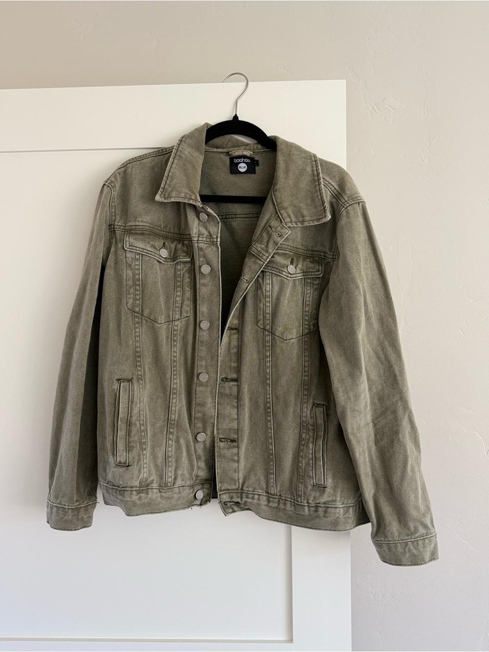 Boohoo‎ women’s Olive Utility Denim Jacket